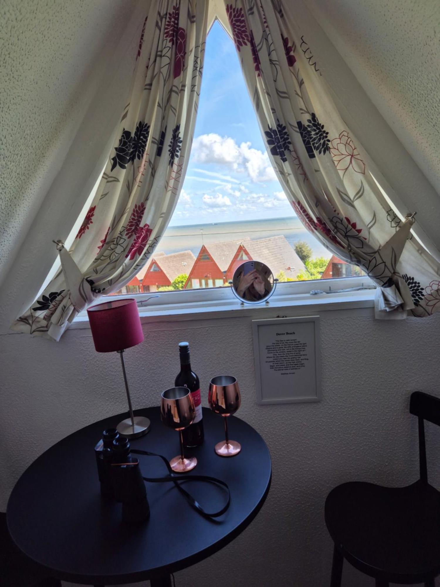 Wow! Amazing Sea Views At Coastal Chalet In Kingsdown Park With Pool No 40 Villa Екстериор снимка